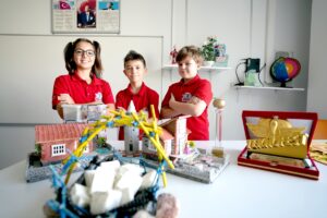 İSTANBUL (AA) – TOLGA YANIK – Ortaokul öğrencileri tarafından geliştirilen