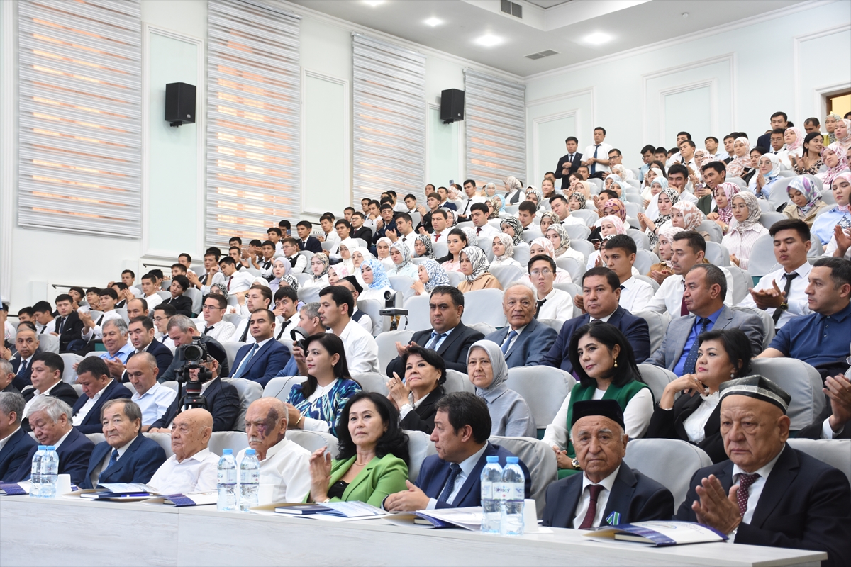 Özbekistan'da “Orta Asya'da İslam Medeniyeti” konferansı düzenlendi