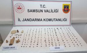 SAMSUN (AA) – Samsun'un Çarşamba ilçesinde 201 sikke ve 17