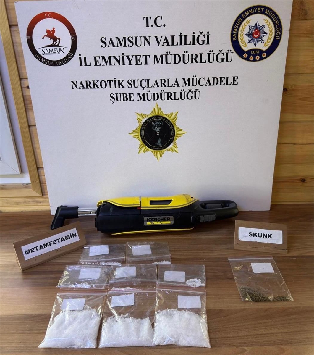 Samsun'da elektrikli süpürgeye saklanan uyuşturucu “Pera”nın hassas burnundan kaçmadı