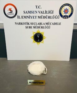 SAMSUN (AA) – Samsun'un İlkadım ilçesinde iplik rulolarının içine gizlenmiş