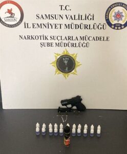 SAMSUN (AA) – Samsun'da düzenlenen uyuşturucu ve ruhsatsız silah operasyonunda