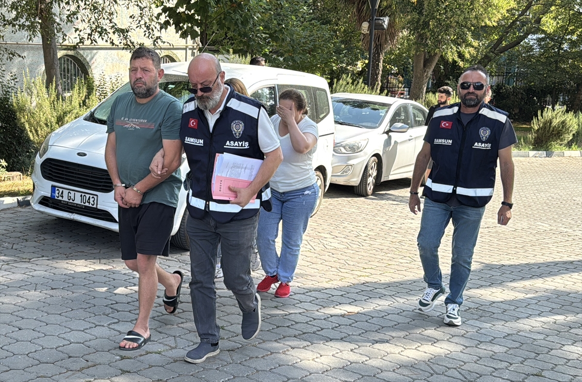 Samsun'da ziynet eşyası ile 100 bin lira çalan 2 zanlı yakalandı