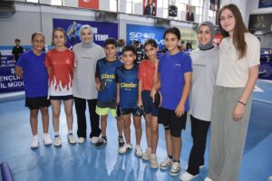 ŞIRNAK (AA) – Türkiye Masa Tenisi Federasyonu organizasyonunda Şırnak'ta Küçükler