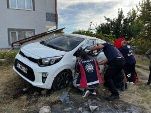 SİVAS (AA) – Sivas'ın Gemerek ilçesinde iki otomobilin çarpışması sonucu