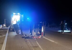 SİVAS (AA) – Sivas'ın Suşehri ilçesinde iki otomobil ve bir