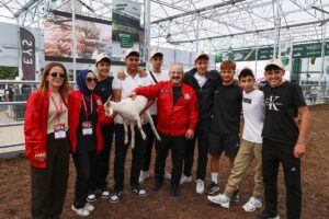 - "Alanı ziyaret edip, burada oluşturulan altyapıyı ve kullanılan teknolojileri