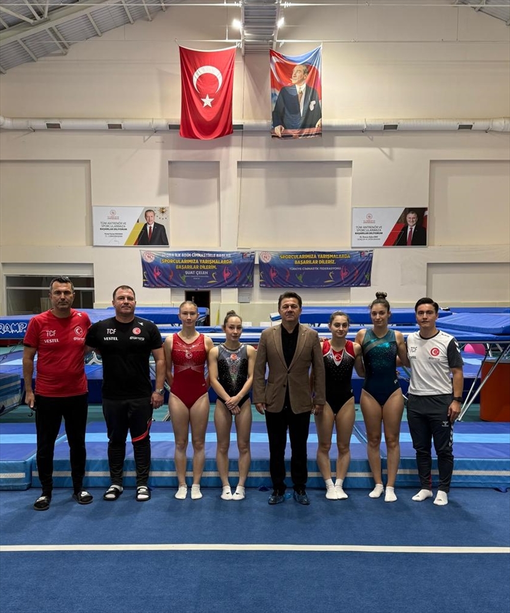 TCF Başkanı Suat Çelen, Olimpik Trampolin Kadın Milli Cimnastik Takımı'nı ziyaret etti