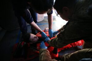 TARANTO (AA) – Türk Deniz Kuvvetlerinin denizaltı arama kurtarma gemisi