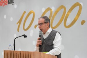 İSTANBUL (AA) – TürkTraktör, Sakarya'daki Erenler Fabrikası'nda 10 bininci kabinini