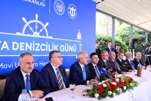 İSTANBUL (AA) – Ulaştırma ve Altyapı Bakanı Abdulkadir Uraloğlu, Türkiye'ye