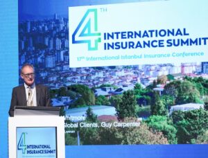 - Oturumlarda, yapay zeka ve veri analizinin sigorta sektörüne etkileri