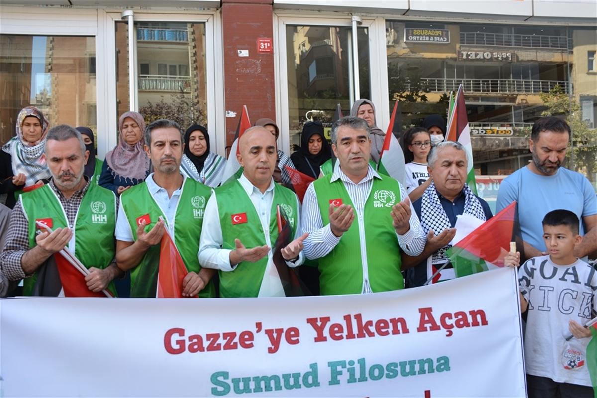 Van ve Hakkari'de Filistin'e ve Küresel Sumud Filosu'na destek