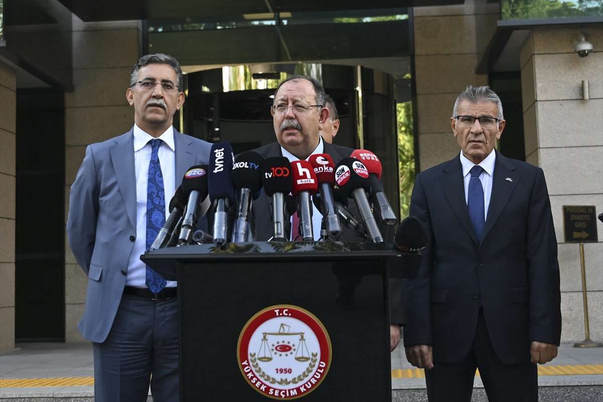 YSK, CHP'nin “kongre” ve “İstanbul il yönetimi” ile ilgili başvurularını karara bağladı
