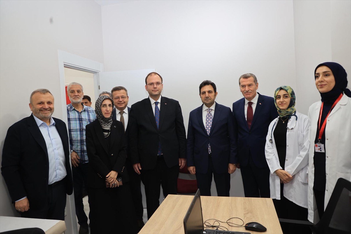 Zeytinburnu 11 No'lu Aile Sağlığı Merkezi törenle hizmete açıldı