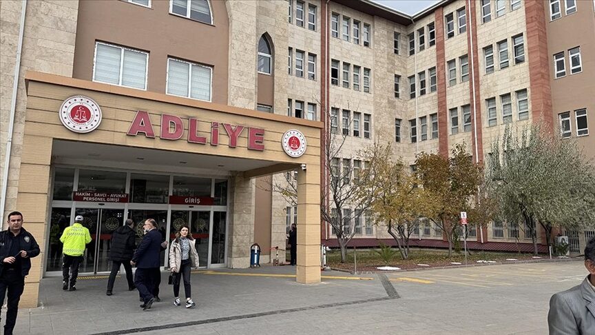 Depremde 96 kişinin öldüğü Ebrar Sitesi Güvenç Apartmanı’nın müteahhidine verilen ceza hukuka uygun bulundu