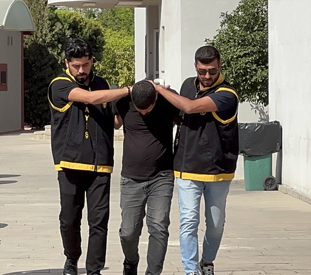 Adana'da çıkan bıçaklı kavgada 1 kişiyi öldüren zanlı tutuklandı
