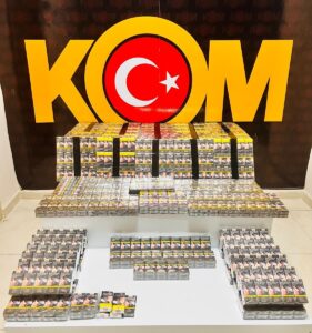 - Operasyonda 5 ruhsatsız silah ile tarihi eser niteliği taşıdığı