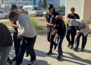 ADANA (AA) – Adana merkezli 3 ilde düzenlenen yasa dışı