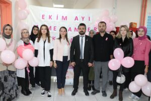 AĞRI (AA) – Ağrı'da bir araya gelen kadın sağlık çalışanları,