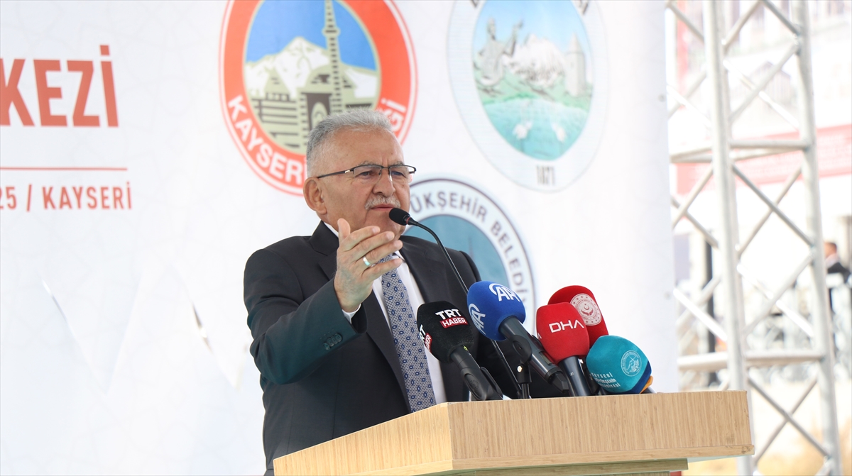 Aile ve Sosyal Hizmetler Bakanı Göktaş, Kayseri'de konuştu: