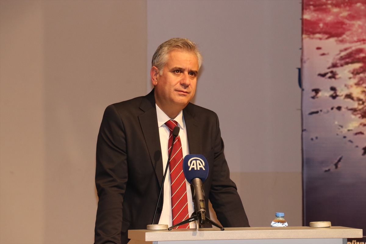 AK Parti Genel Başkan Yardımcısı Yalçın, Ağrı'da üniversite öğrencileriyle buluştu: