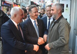 ARTVİN (AA) – Anahtar Parti Genel Başkanı Yavuz Ağıralioğlu, Artvin'de