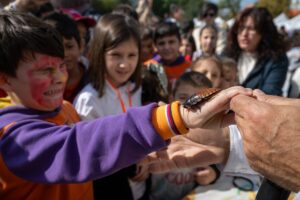 ANKARA (AA) – Ankara Üniversitesi Çocuk Bilim Merkezi Koordinatörlüğünce öğrencilerin