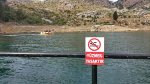 ANTALYA (AA) – Antalya'nın Manavgat ilçesindeki Oymapınar Baraj Gölü'nde gezi