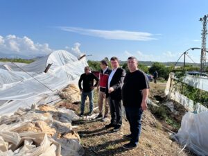 ANTALYA (AA) – Antalya'nın Serik ilçesinde fırtına ve yağıştan zarar