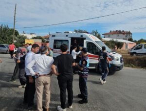 ANTALYA (AA) – Antalya'nın Manavgat ilçesinde tur minibüsüyle çarpışan servis