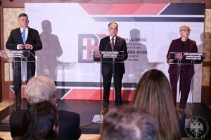 KAVAJE (AA) – Arnavutluk'un batısındaki Kavaje şehrinde, "Brdo-Brijuni Süreci" Liderler