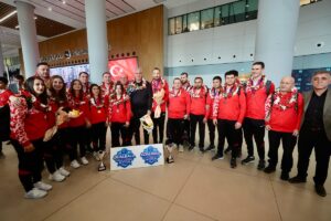 İSTANBUL (AA) – Finlandiya'da düzenlenen 2025 IBSA Avrupa Şampiyonası'nda altın