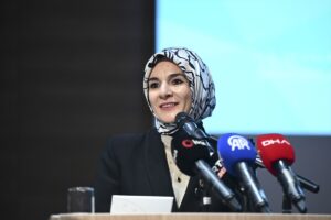İSTANBUL (AA) – Aile ve Sosyal Hizmetler Bakanı Mahinur Özdemir