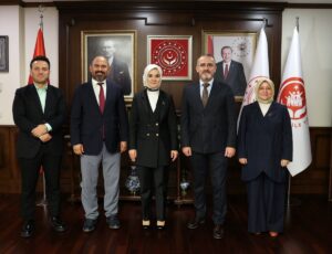 - "Hatay'da bulunan Serdar Demir Çocuk Evleri Sitesini depremzede çocuklarımıza