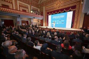 ANKARA (AA) – Ulaştırma ve Altyapı Bakanı Abdulkadir Uraloğlu, Antalya-Alanya