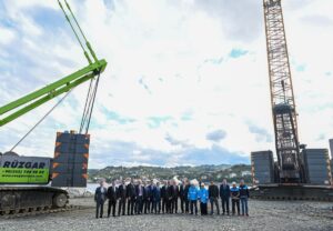 ANKARA (AA) – Ulaştırma ve Altyapı Bakanı Abdulkadir Uraloğlu, Rize'de