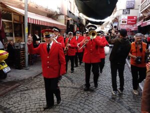 BALIKESİR (AA) – Balıkesir'in Ayvalık ilçesinde bu yıl 20'ncisi düzenlenen