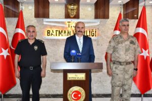 BATMAN (AA) – Batman'da "Asayiş ve Güvenlik Değerlendirme Toplantısı" yapıldı.