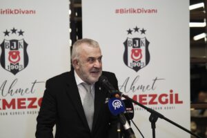 İZMİR (AA) – Beşiktaş Divan Kurulu Başkan Adayı Ahmet Ürkmezgil,
