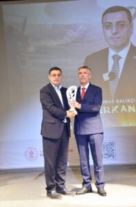 MUĞLA (AA) – Buğday tarlasında çıkan yangında vücudunun büyük bölümünde