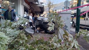 BURSA (AA) – Bursa'nın Osmangazi ilçesinde otomobilin çarptığı kişi yaralandı.