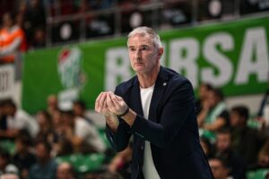 - Bursaspor Basketbol: 84 - Glint Manisa Basket: 69