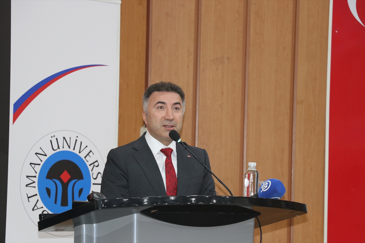 Büyükelçi Bağış Batman'da “Türkiye Yüzyılı” programında konuştu: