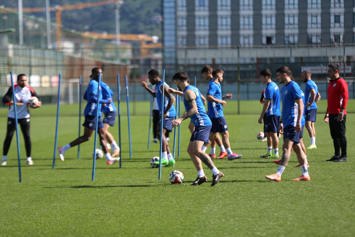 Trabzonspor, Çaykur Rizespor maçının hazırlıklarını sürdürdü