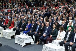 - "Cumhuriyet Halk Partisi olarak 47 yıldır birinci parti olamamıştık,