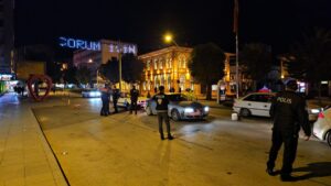 ÇORUM (AA) – Çorum'da çeşitli suçlardan aranan 11 şüpheli yakalandı.