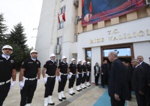 RİZE (AA) – Cumhurbaşkanı Recep Tayyip Erdoğan, Rize Valiliğini ziyaret