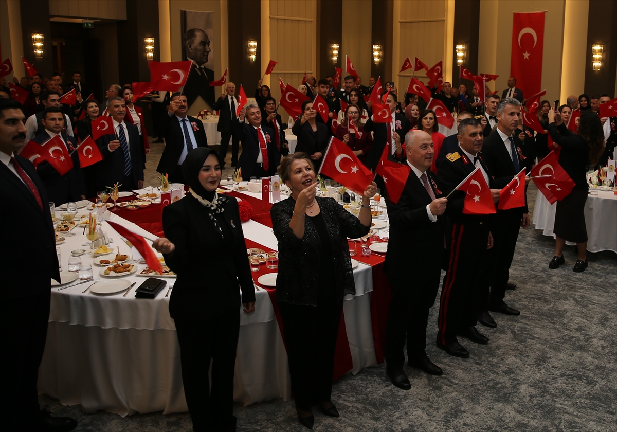 Denizli'de 29 Ekim Cumhuriyet Bayramı resepsiyonu verildi