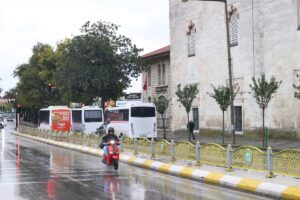 EDİRNE (AA) – Edirne ve Kırklareli'nde sağanak etkili oluyor. Edirne'de